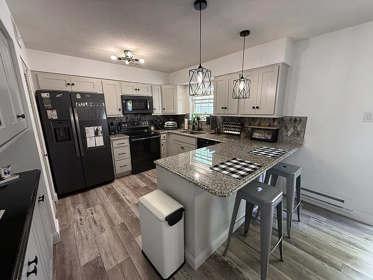 1662 Herault Pl — Photo 8