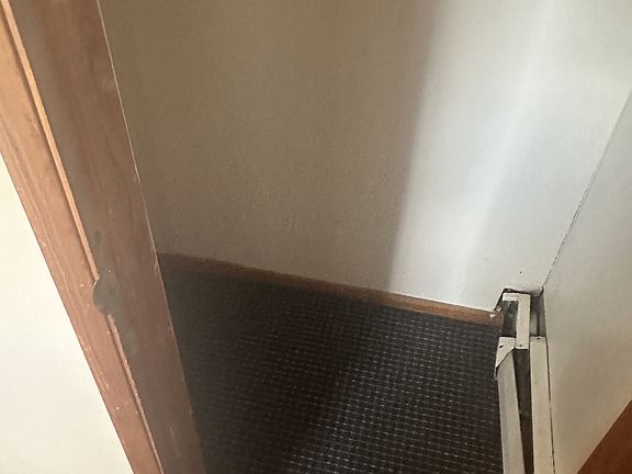5th image of 510 8th St S #7