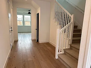 785 Sanchez Ct — Photo 2