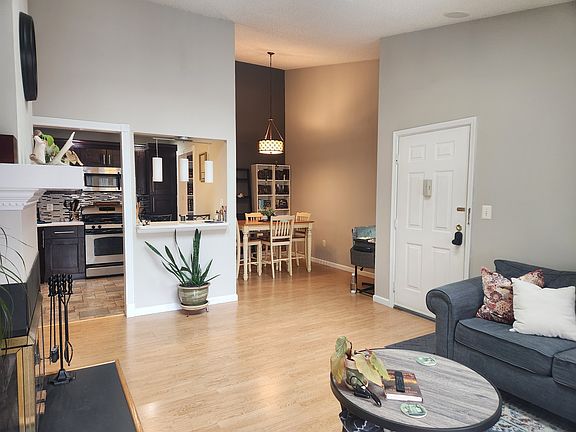 2nd image of 330 Penns Way