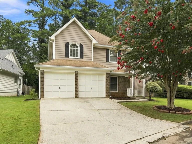 5527 Bridge Pointe Dr — Photo 2