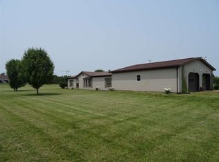 9019 N 50 E, Wawaka, IN 46794