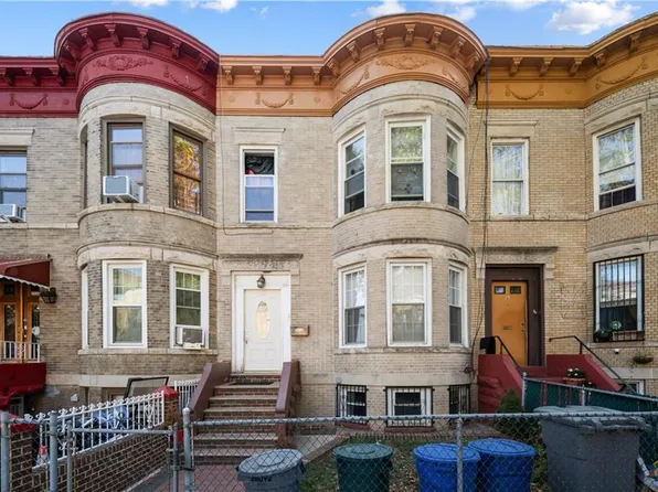 8 Raleigh Pl, Brooklyn, NY 11226