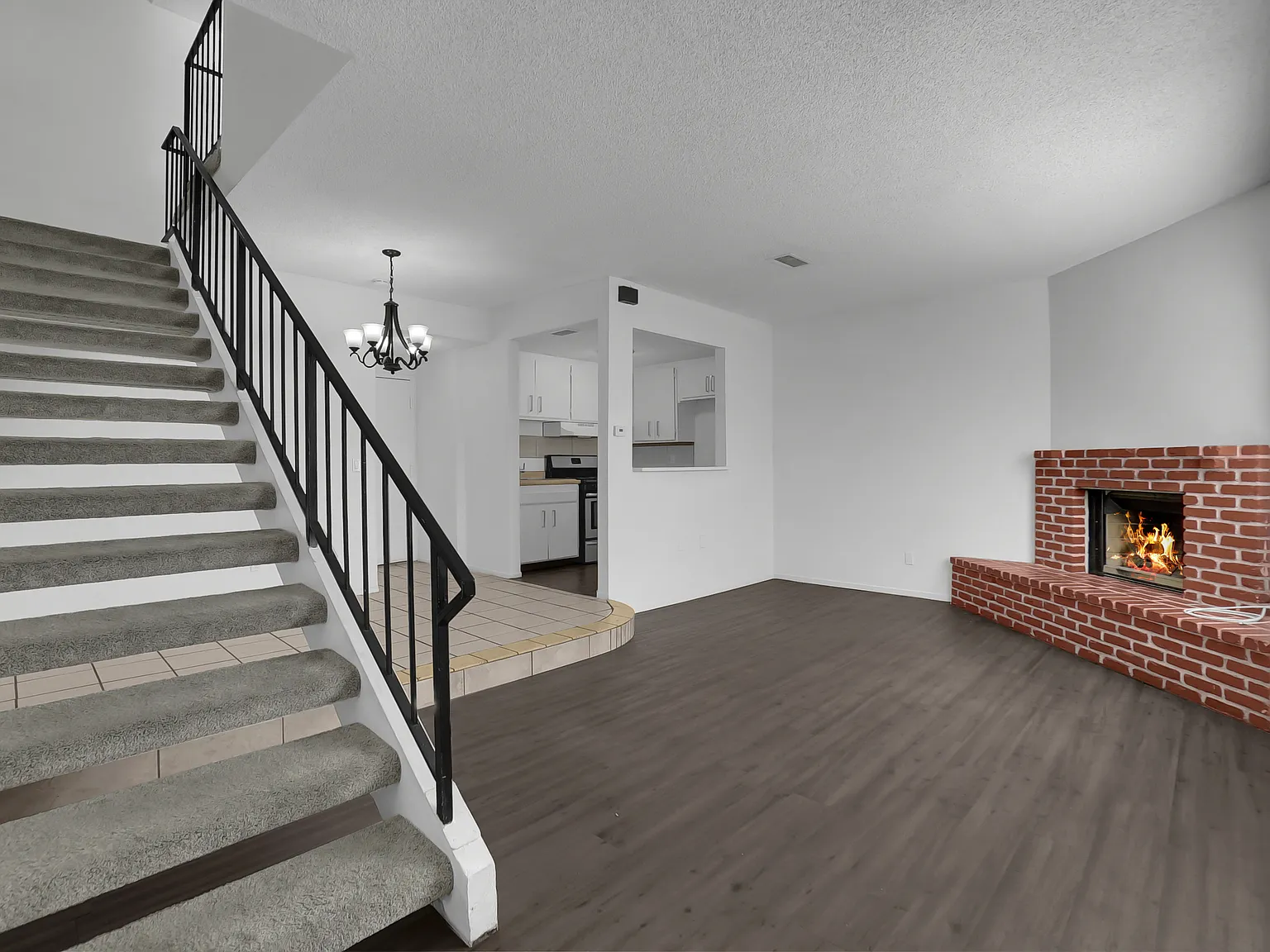 38710 10th St E — Photo 4