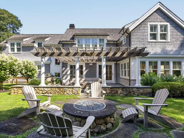 141 Hollingsworth Road, Osterville, MA 02655
