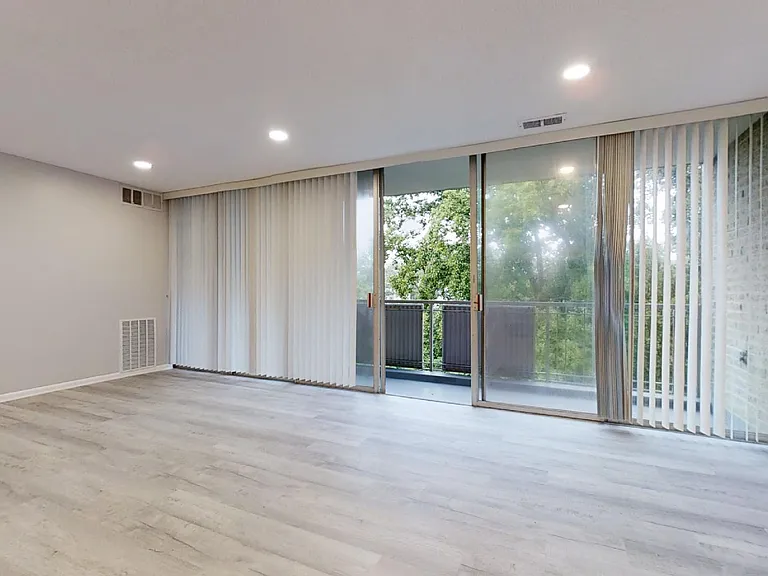 1822 Metzerott Rd #305 — Photo 7