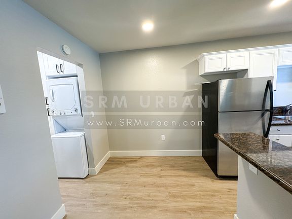 5th image of 4560 Campus Ave APT 8