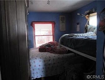 4th image of 6923 Hinds Ave