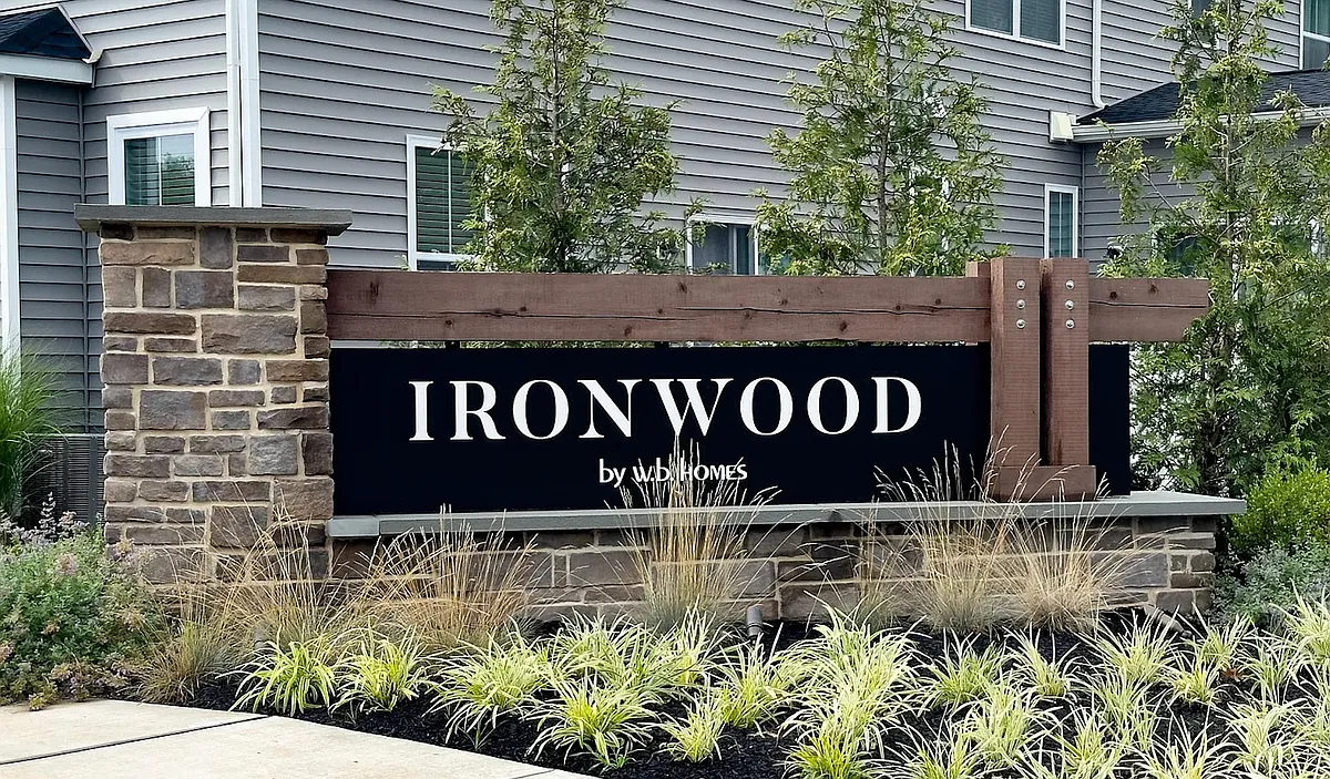 Building Photo - 111 Ironwood Dr