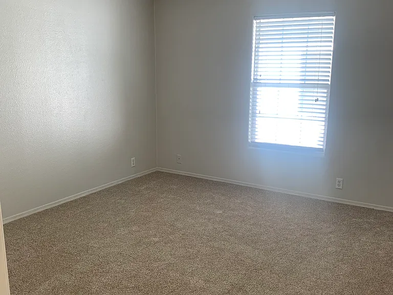 6509 Ashley Ct — Photo 23