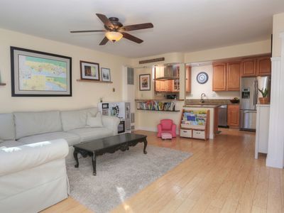 313 Northgate Dr APT C, Goleta, CA, 93117