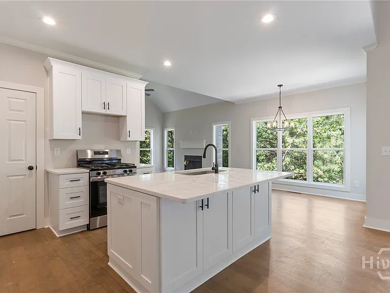 400 Ansley Dr — Photo 13