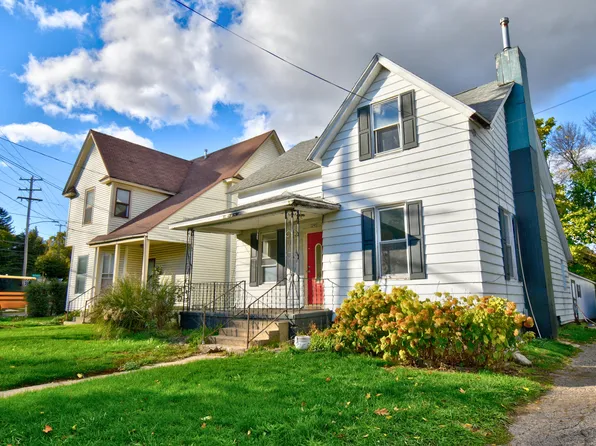 1249 4th St NW, Grand Rapids, MI 49504