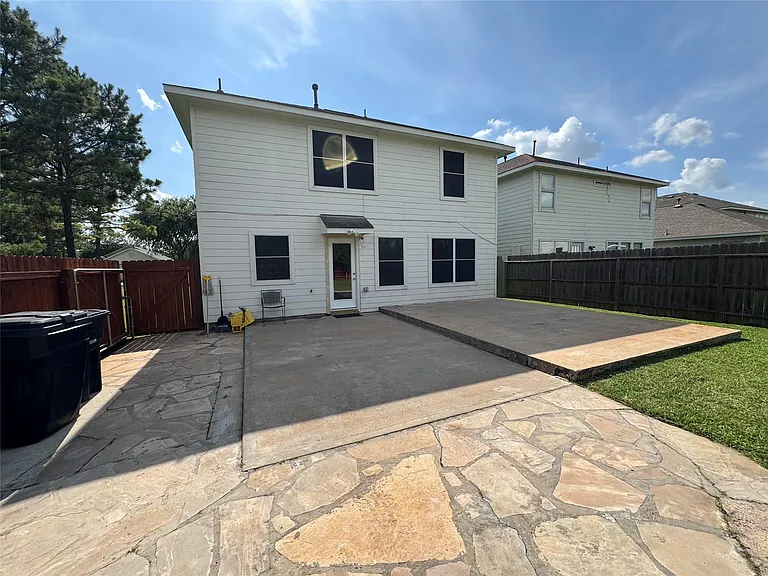 11035 Heather Bluff Ln — Photo 15