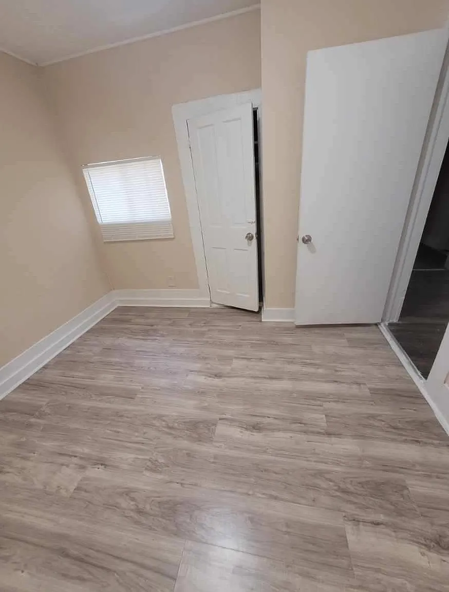 3 bed, 1316 sqft, $1,170 — Photo 4