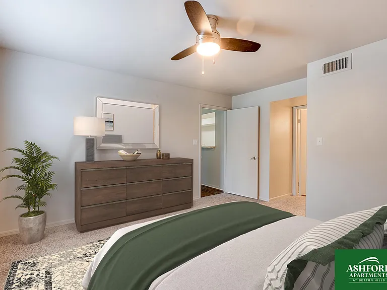 Ashford Apartments at Betton Hills — Photo 10
