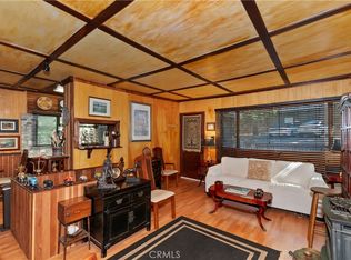 25118 Moon Dr, Crestline, CA 92325