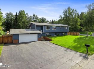 4179 Lunar Dr, Anchorage, AK 99504