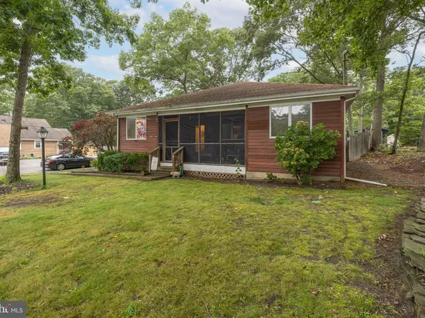 543 S Pitney Rd, Galloway, NJ 08205