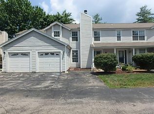 331 Sturbridge Village Dr, Hazelwood, MO