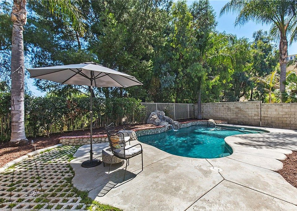 1st image of 16573 Aquamarine Ct