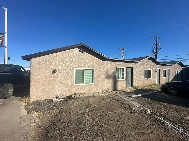 509 W Inyokern Rd #1-2-7 — Photo 1