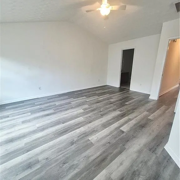 2517 Emma Way — Photo 8