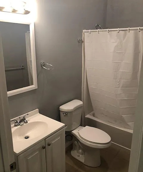 76 West St #4 — Photo 2