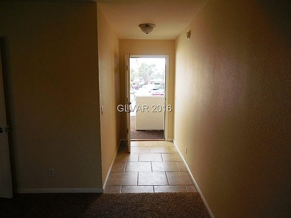 5th image of 668 Oakmont Ave Unit 1720