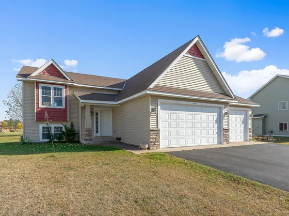 906 Roosevelt St S, Cambridge, MN 55008