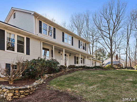 5th image of 5 Autumn Ridge Road