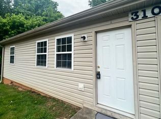310 Sams Trl APT A, Dallas, NC 28034