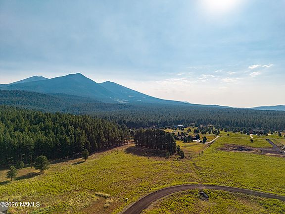 2nd image of 9199 Ranch At The Peaks Way
