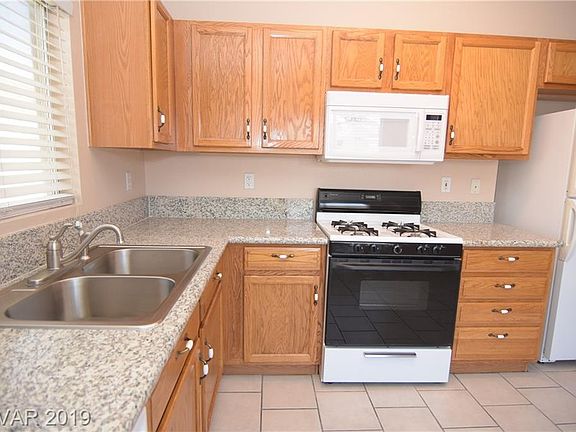 5th image of 5964 High Steed St Unit 101