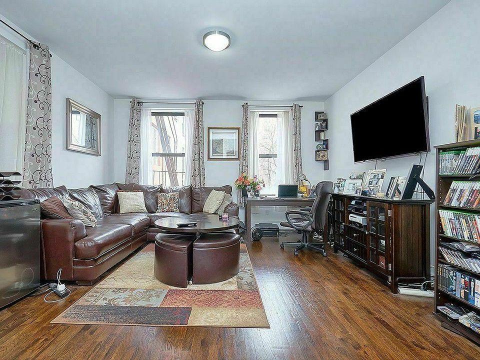 1st image of 300 Manhattan Ave APT 2G