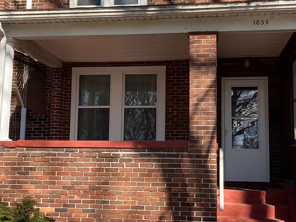 Front door / open front porch