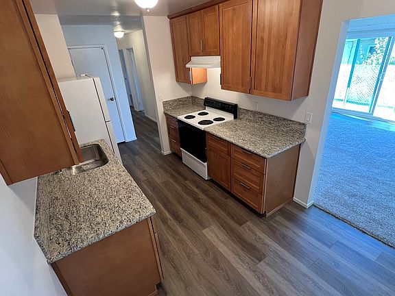 4th image of 1584 164th Ave #11