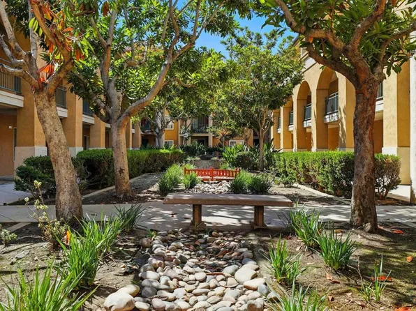 1950 Camino De La Reina #1109, San Diego, CA 92108