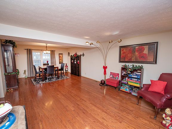 5th image of 3625 Mulberry Dr