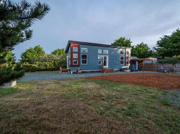 54663 Beach Loop Rd, Bandon, OR 97411