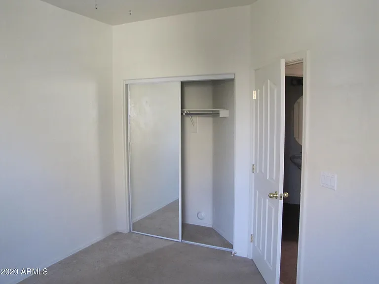 975 W Wendy Way — Photo 12