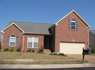 8432 Beautiful Valley Dr, Nashville, TN 37221