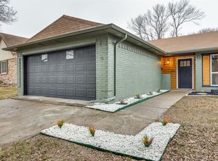 10104 Buffalo Grove Rd, Fort Worth, TX 76108