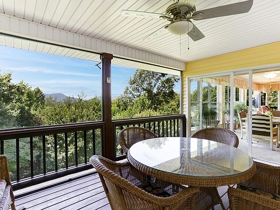 5th image of 847 Scarlett Way