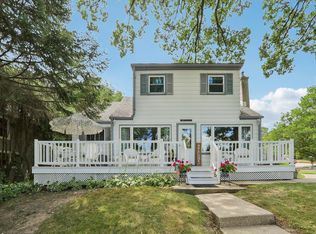4424 Riverside Rd, Waterford, WI 53185