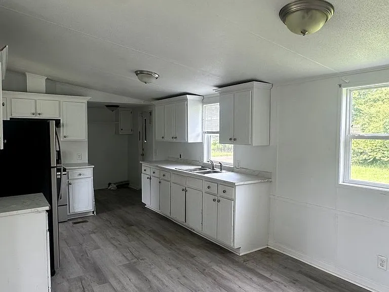6245 Speights Chapel Rd — Photo 5