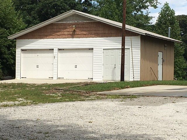2nd image of 631 Cedartown Ave