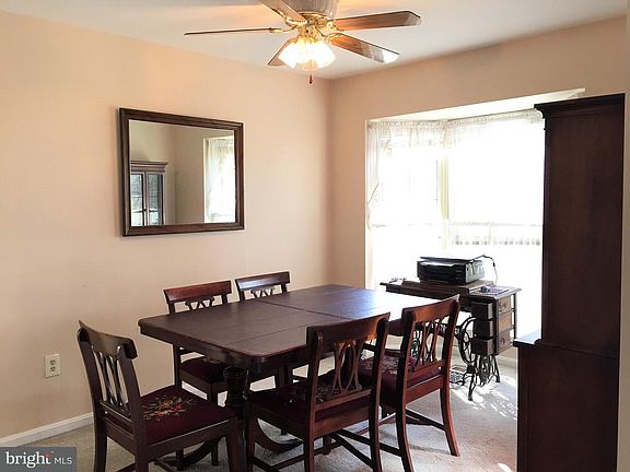 4th image of 6915 Hovingham Ct