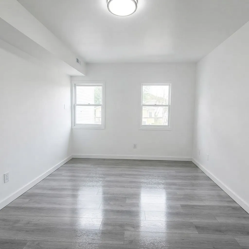 3 bed, 1200 sqft, $2,200 — Photo 2