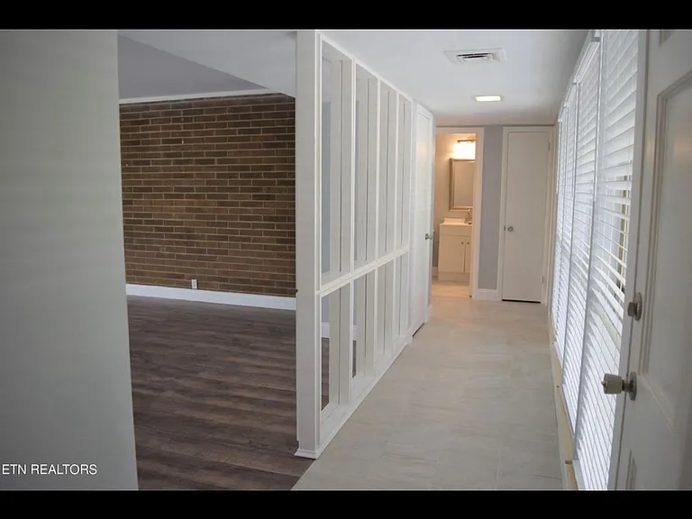 508 Berlin Dr — Photo 18